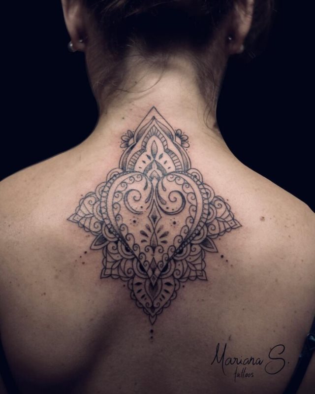 tattoo femenino hindu 71