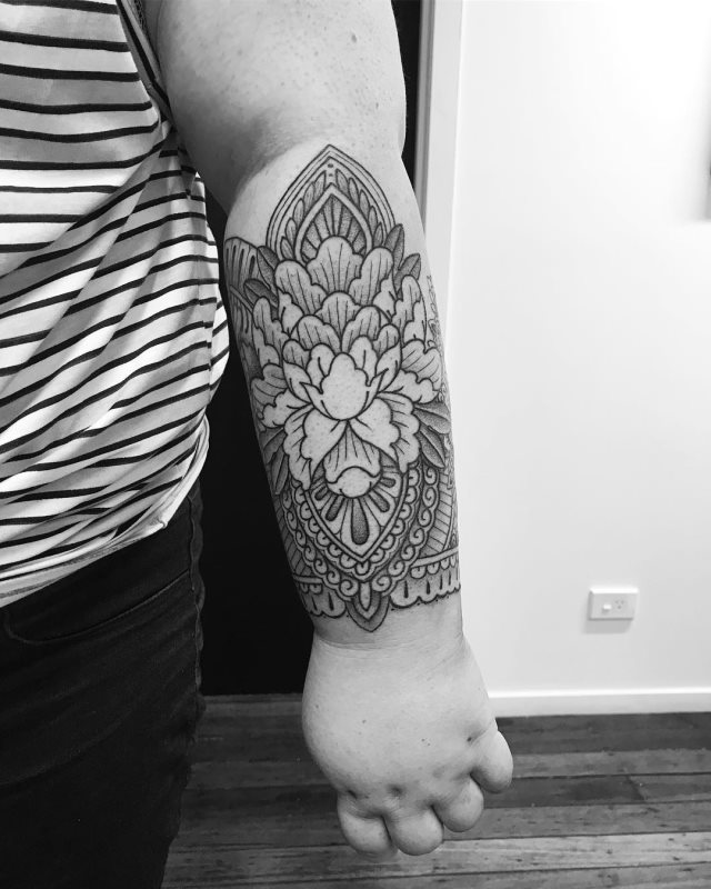 tattoo femenino indigenas 03