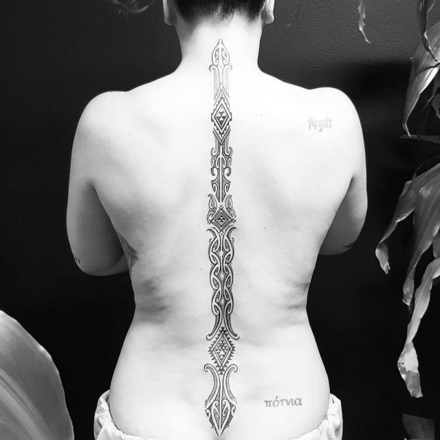 tattoo femenino indigenas 05