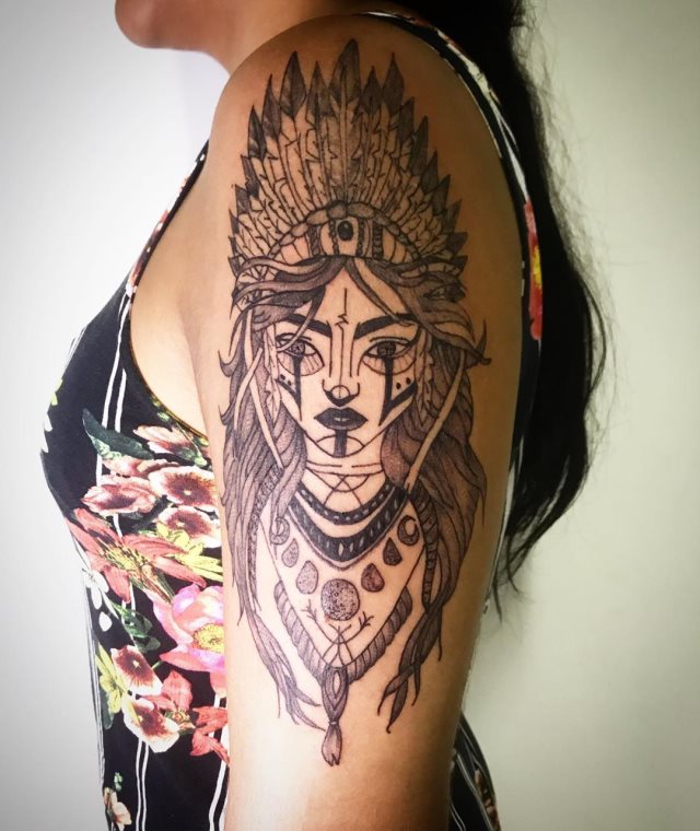 tattoo femenino indigenas 70