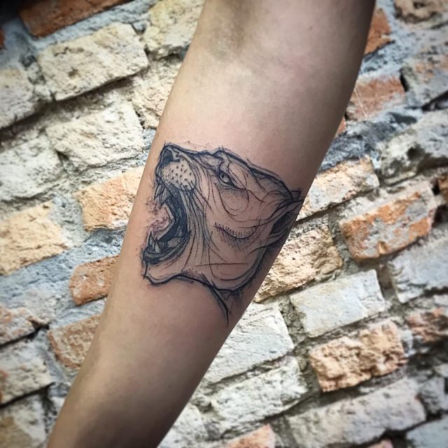 tattoo femenino leona 24