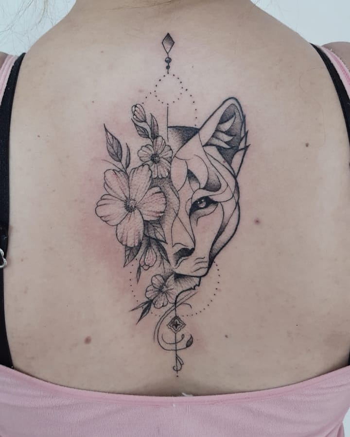 tattoo femenino leona 35