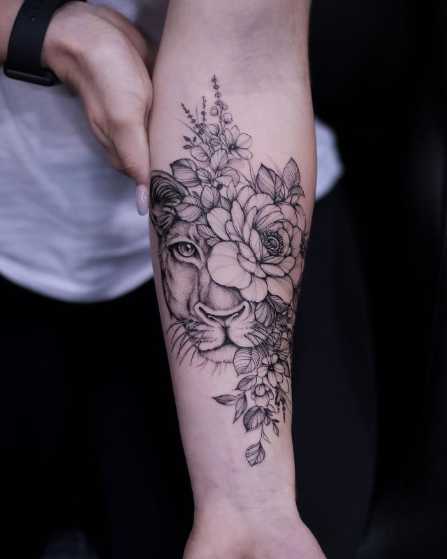 tattoo femenino leona 39