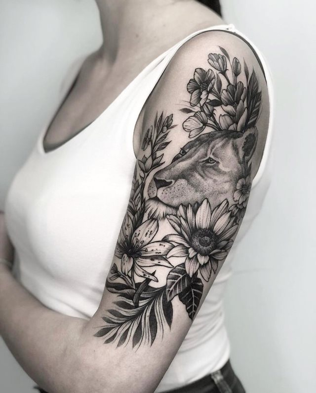 tattoo femenino leona 43