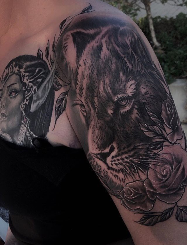 tattoo femenino leona 58