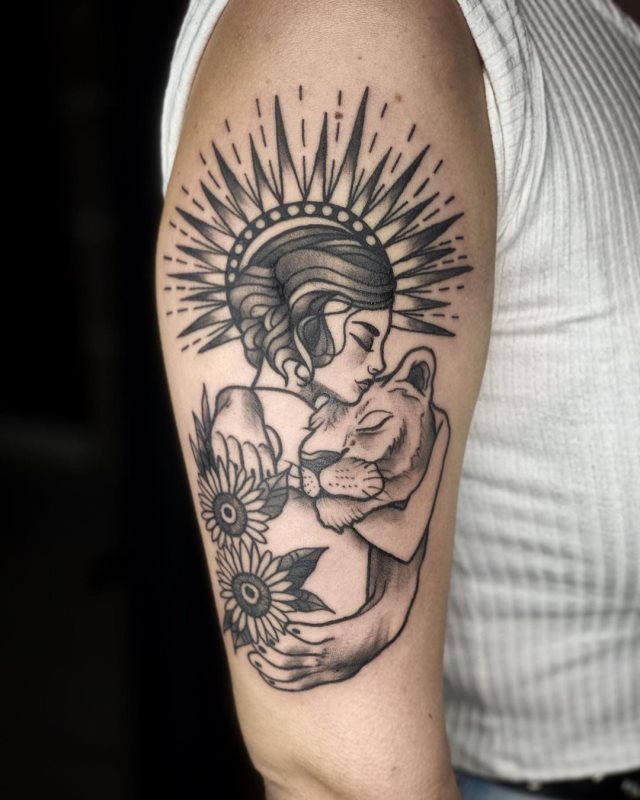tattoo femenino leona 63