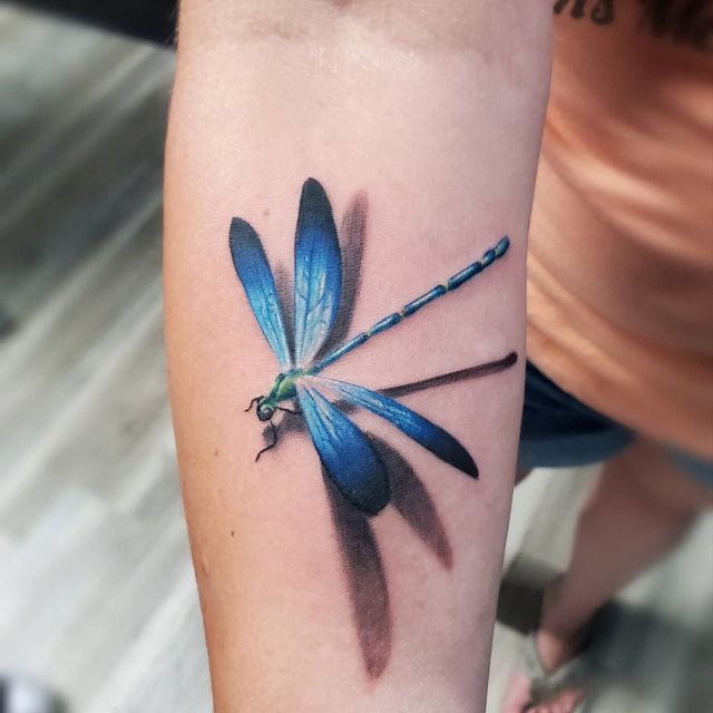 tattoo femenino libelula 06