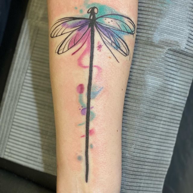 tattoo femenino libelula 18