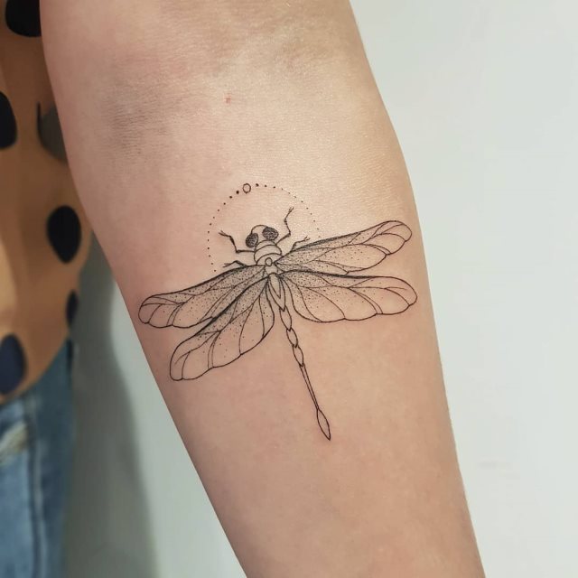 tattoo femenino libelula 22