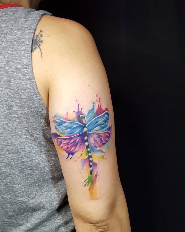 tattoo femenino libelula 35