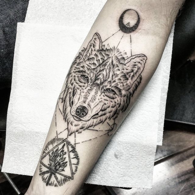 tattoo femenino lobo 07