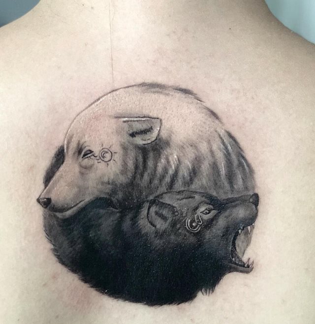 tattoo femenino lobo 69