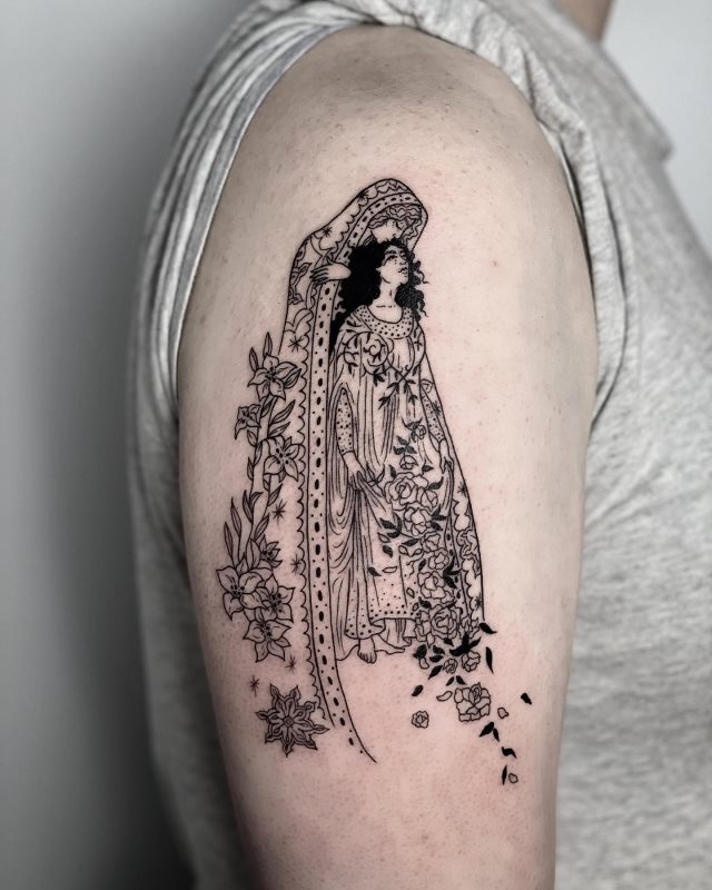 tattoo femenino mitologia griego 01