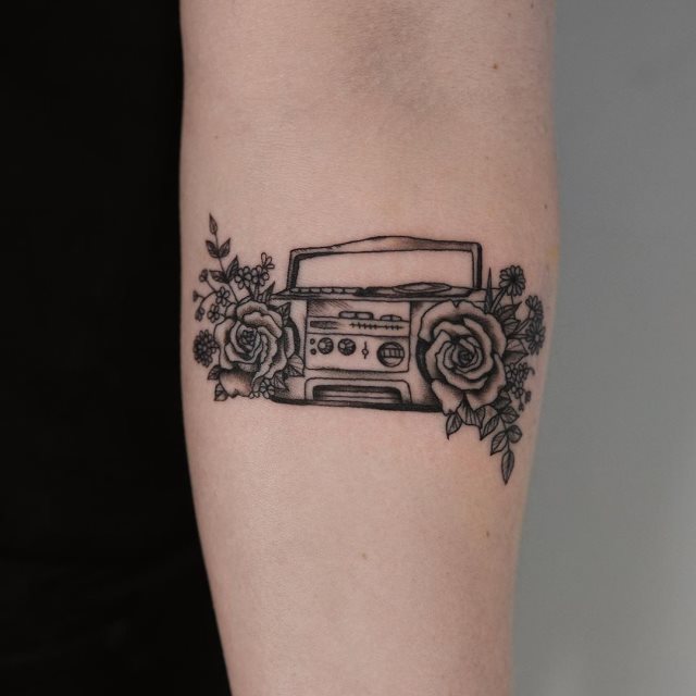 tattoo femenino musical 09