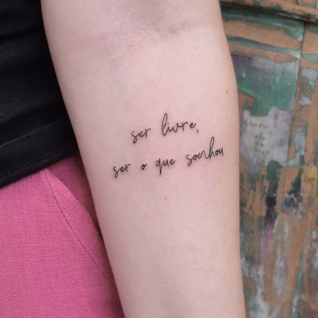 tattoo femenino musical 32