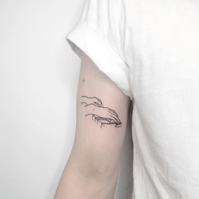 tattoo femenino musical 37
