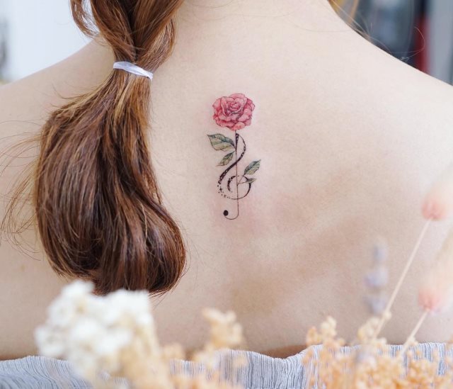 tattoo femenino musical 68