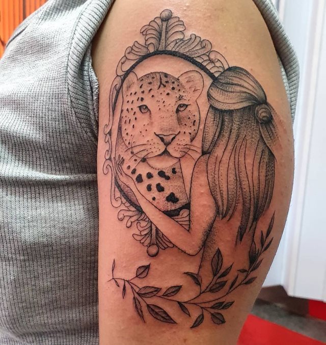 tattoo femenino muy grande 20