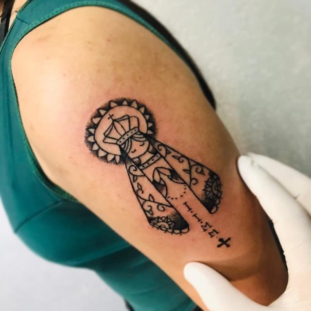 tattoo femenino muy grande 39