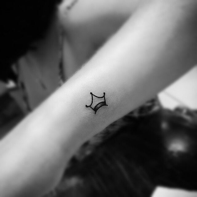 tattoo femenino muy pequeno 42