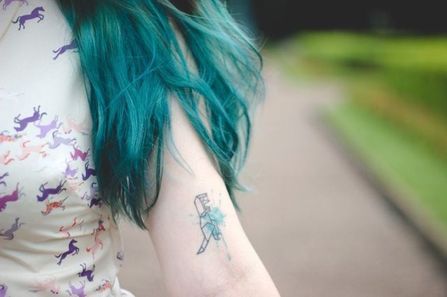tattoo femenino muy pequeno 43