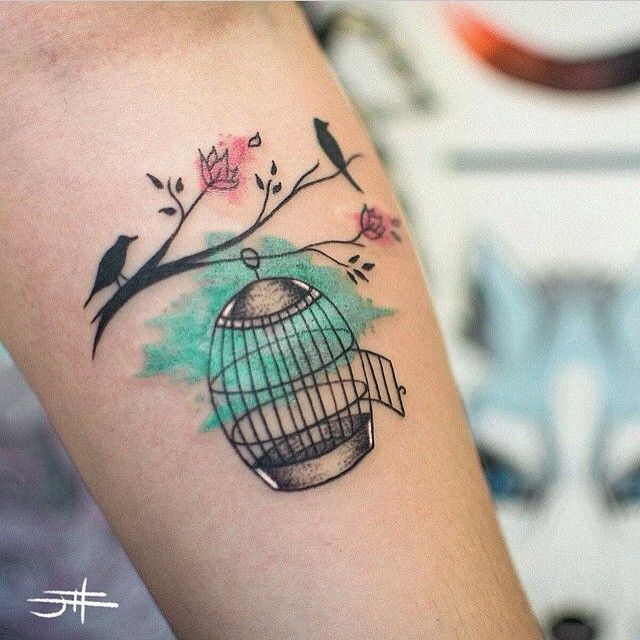 tattoo femenino muy pequeno 46