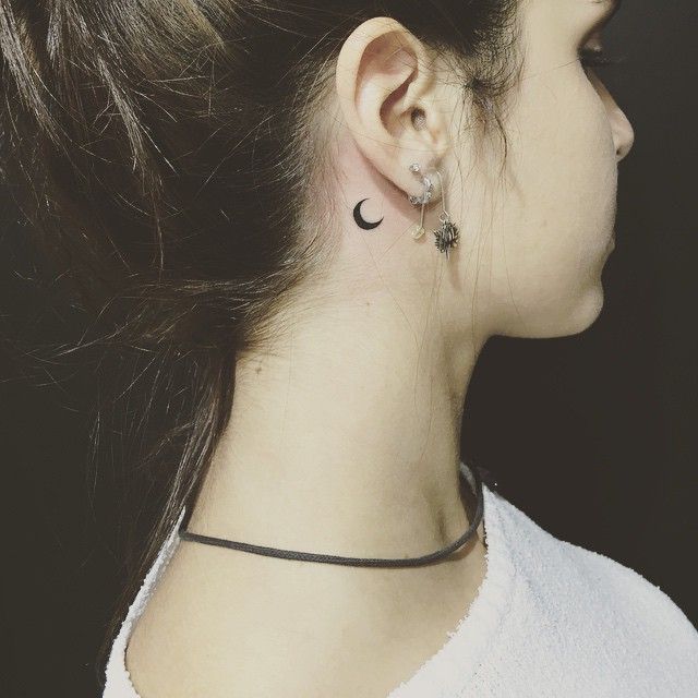 tattoo femenino muy pequeno 79