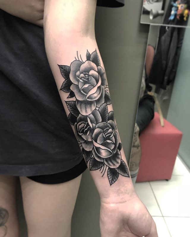 tattoo femenino old school 02
