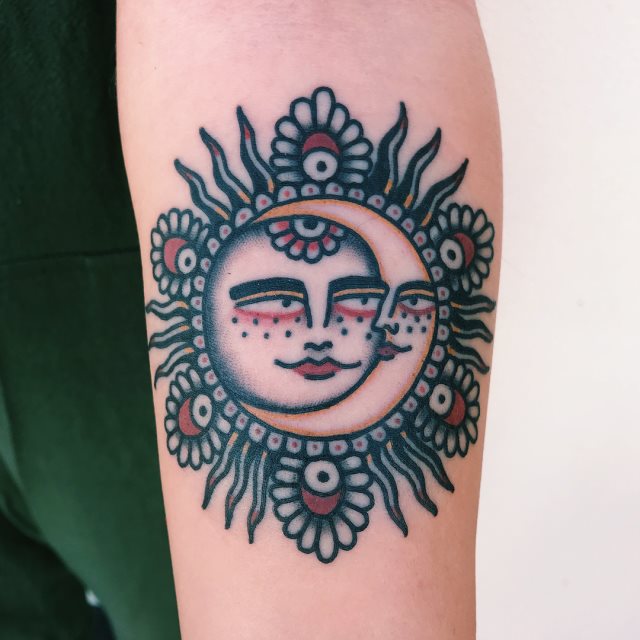 tattoo femenino old school 10