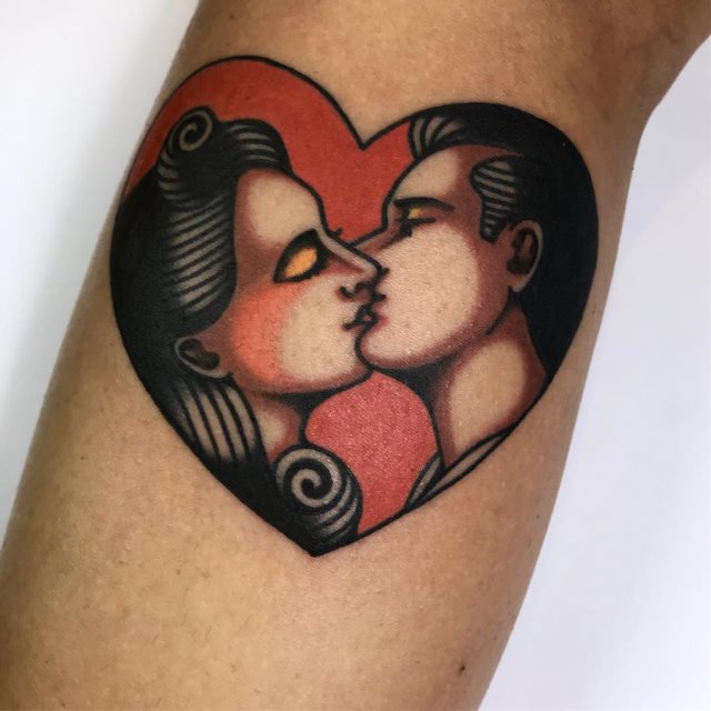 tattoo femenino old school 17