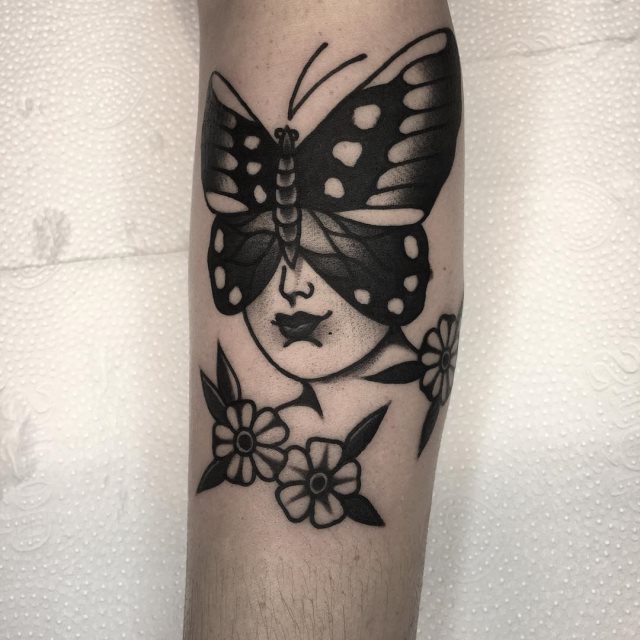 tattoo femenino old school 56