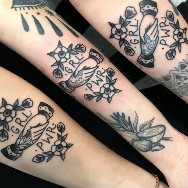 tattoo femenino old school 67