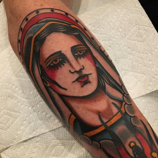 tattoo femenino old school 83