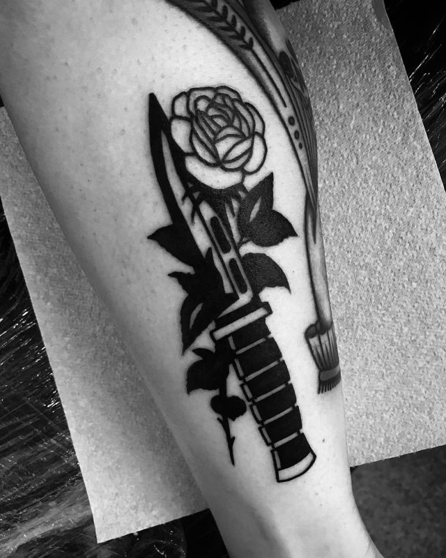 tattoo femenino old school 88
