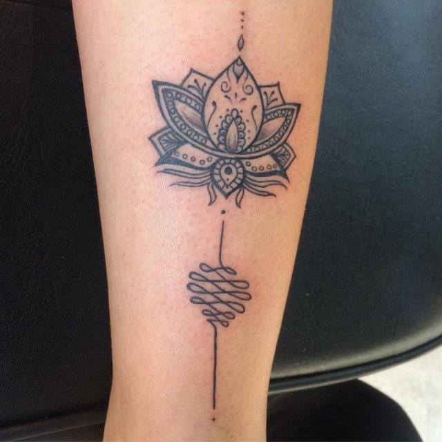 tattoo femenino oriental 77