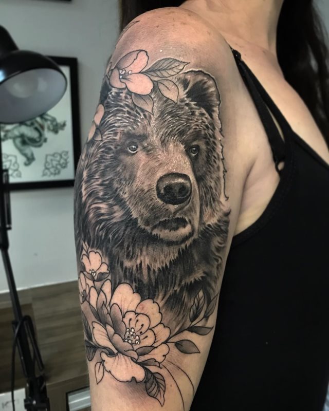 tattoo femenino oso 08