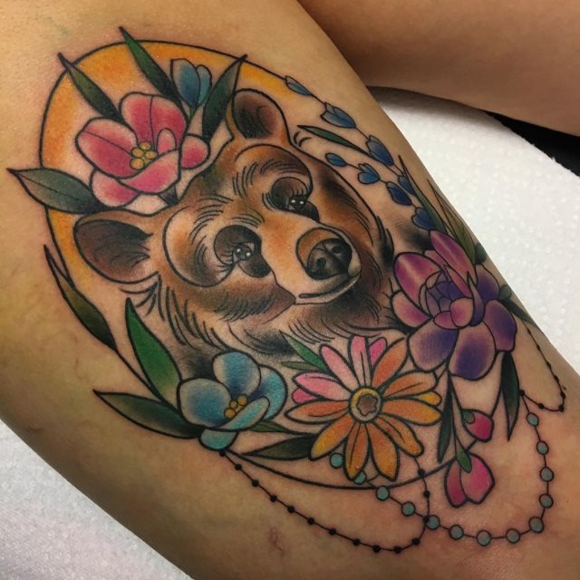 tattoo femenino oso 52