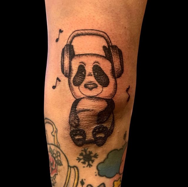 tattoo femenino oso panda 34