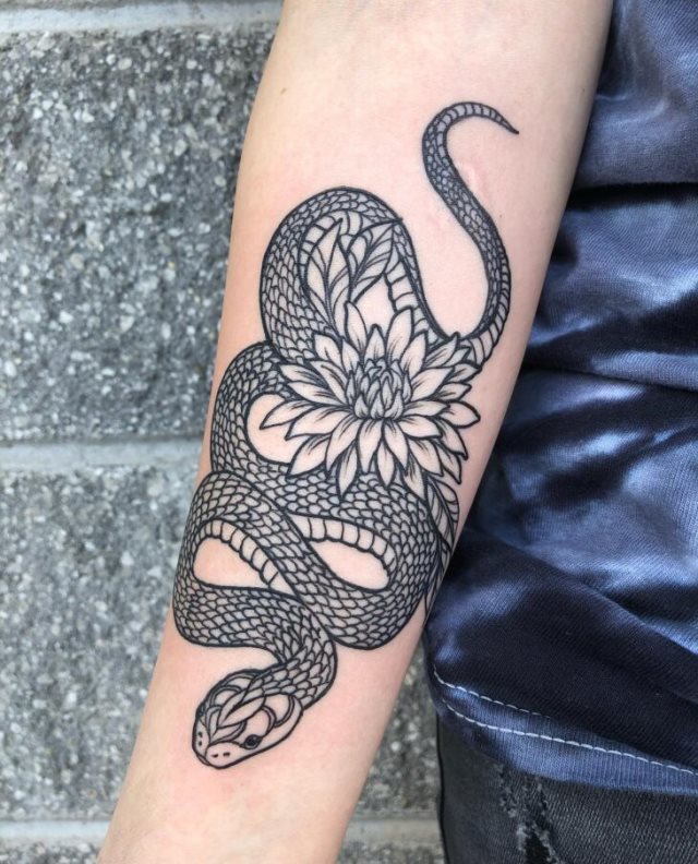 tattoo femenino para el antebrazo 24