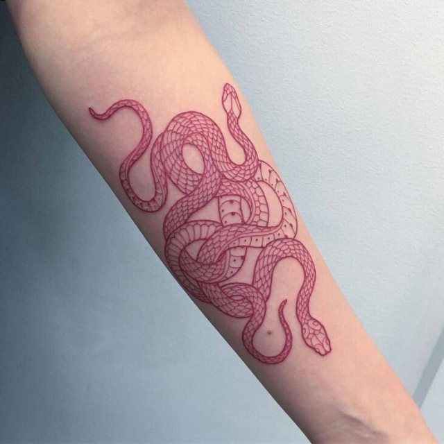 tattoo femenino para el antebrazo 25