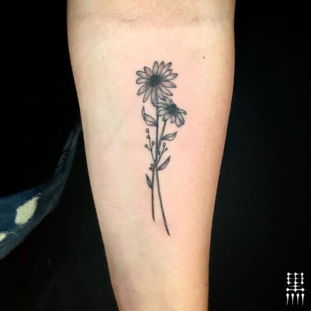 tattoo femenino para el antebrazo 36