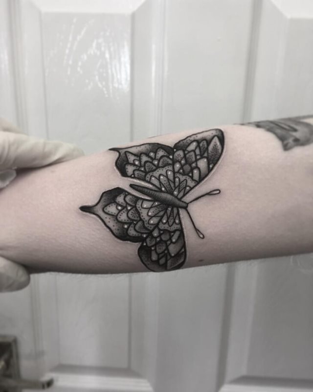 tattoo femenino para el antebrazo 55
