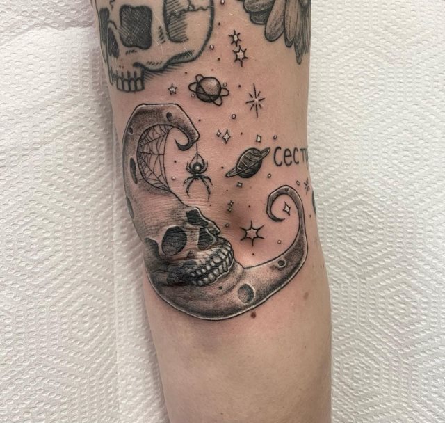 tattoo femenino para el codo 40