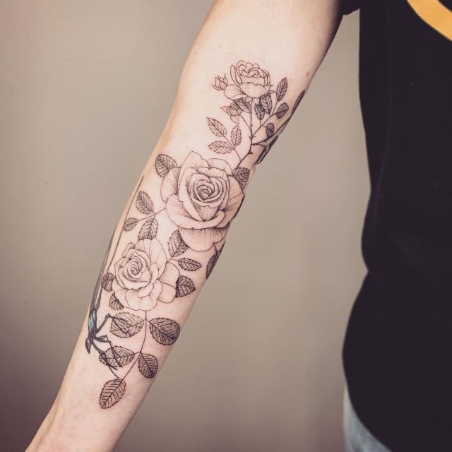 tattoo femenino para el codo 42