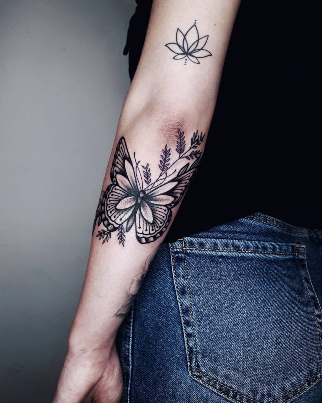 tattoo femenino para el codo 49