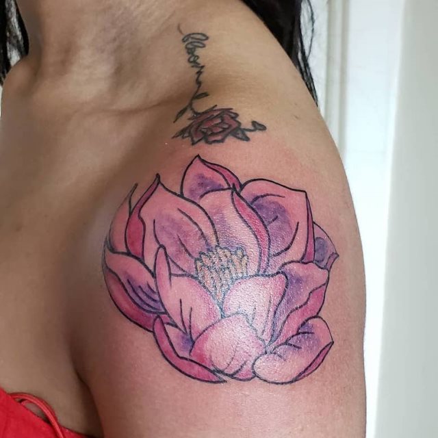 tattoo femenino para el hombro 106