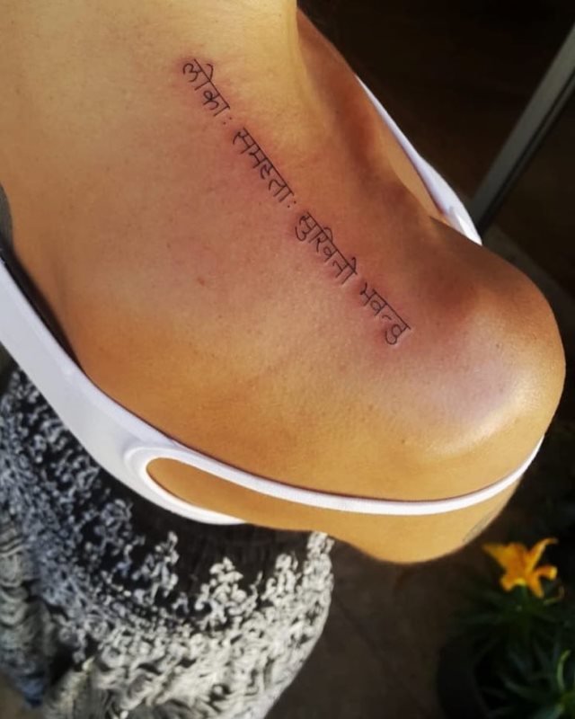 tattoo femenino para el hombro 154
