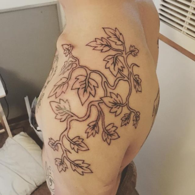 tattoo femenino para el hombro 175
