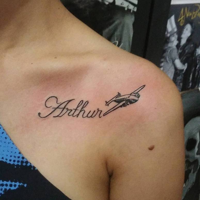 tattoo femenino para el hombro 35