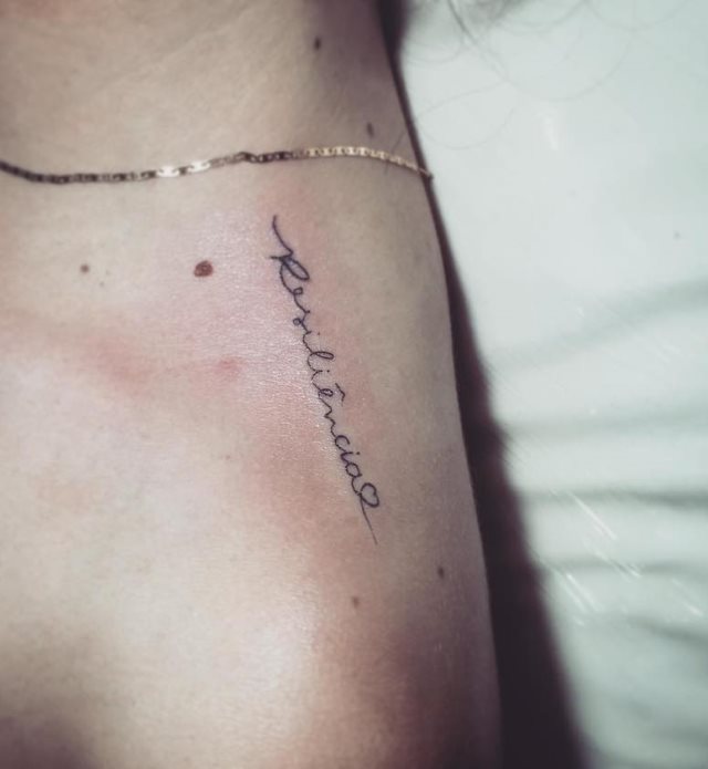 tattoo femenino para el hombro 63
